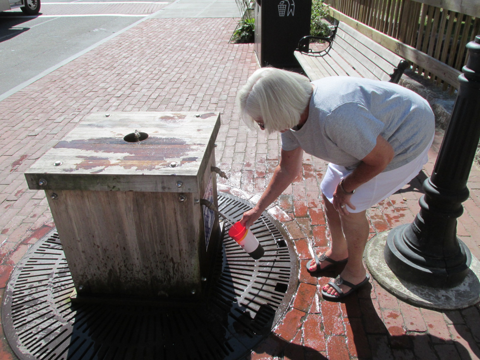 Fresh water, Sandwich Easing Along