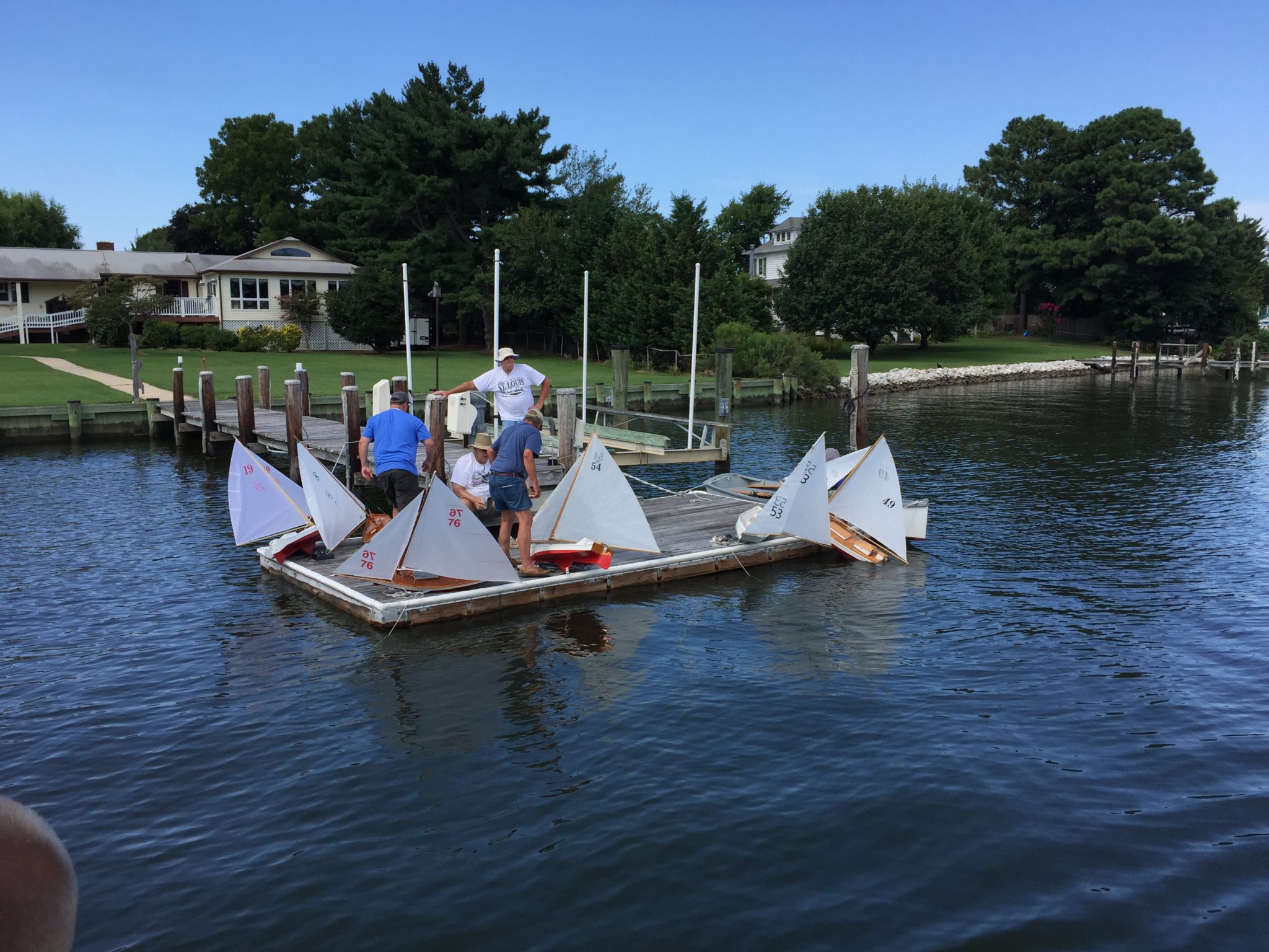 Remote control Navy Easing Along