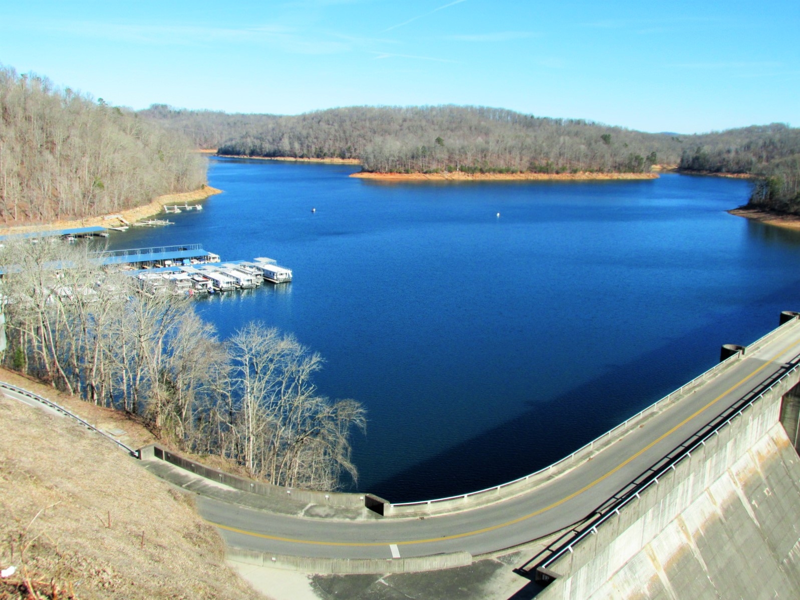 Norris Lake Easing Along